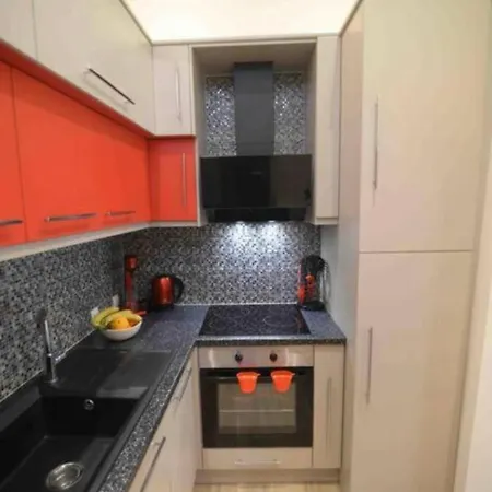 Doreva House *